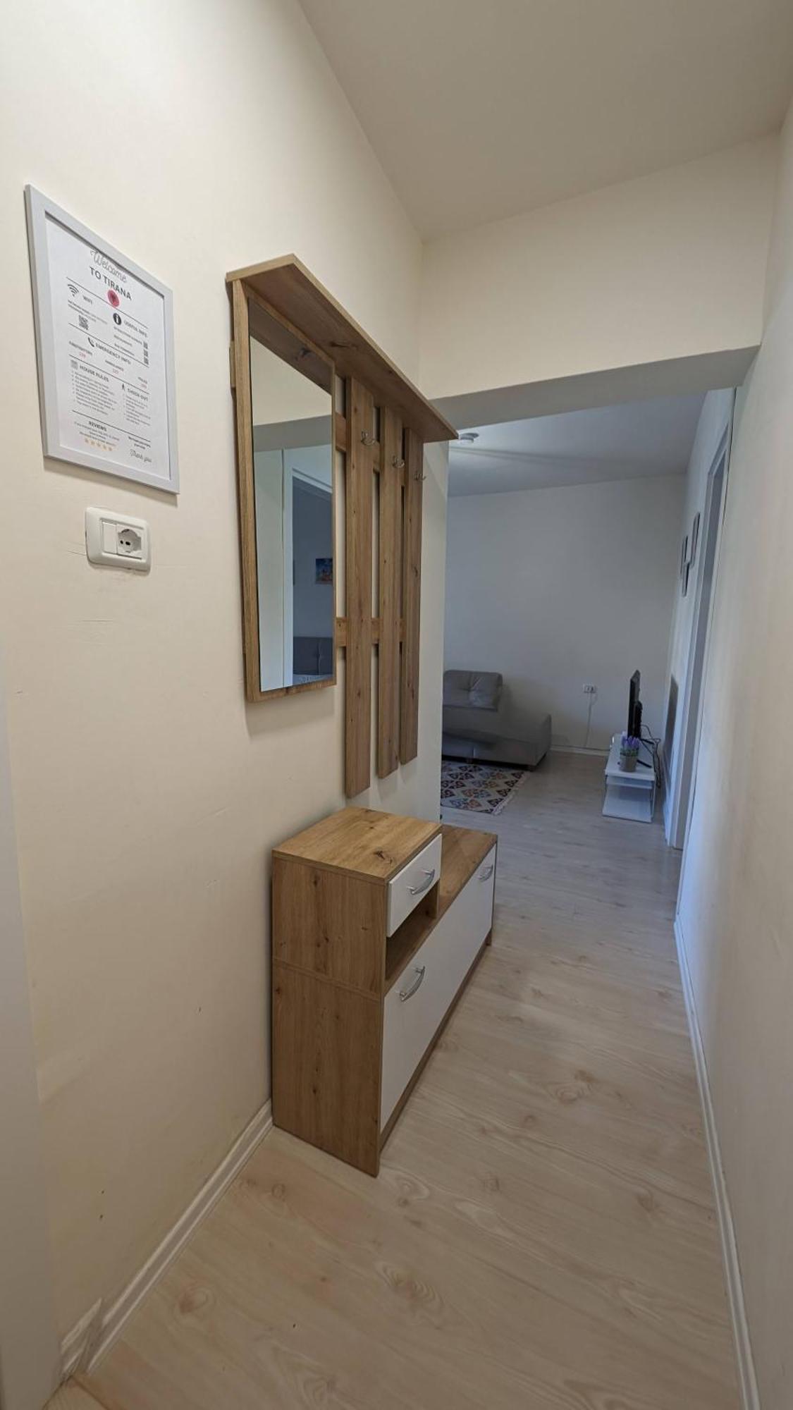 Modern Cozy Apartment 10 Min Walk To Skanderbeg Square Тирана Екстер'єр фото